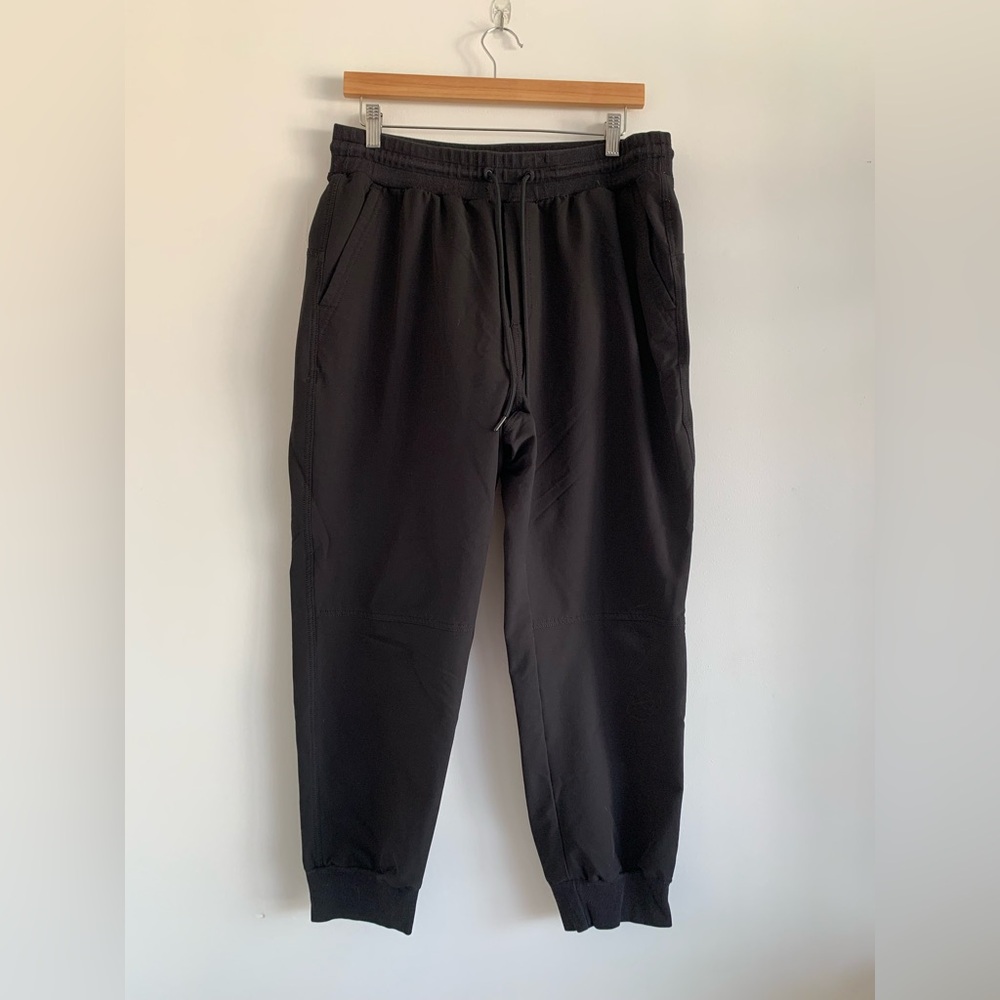 Old Navy Active ! Black water resistant jogger pants